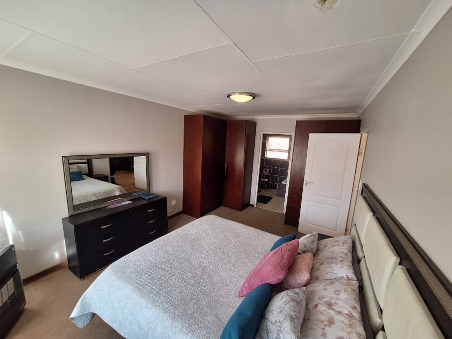 3 Bedroom Property for Sale in Lilyvale S H Free State